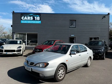 Nissan Primera II 1.8i 115 ch