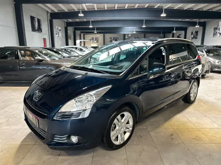 Peugeot 5008 1.6 HDi 110ch Premium Pack "1ère main/Affichage tête haute"