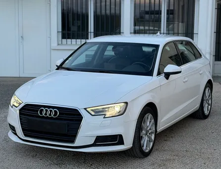 Audi A3 Phase II Sportback 1.6 TDI S-Tronic7 116CH BVA / Reprise possible