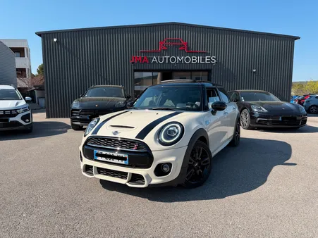 Mini Cooper S (F55) Pack JCW 2,0i 16V 192 CV BVA * 5 Portes