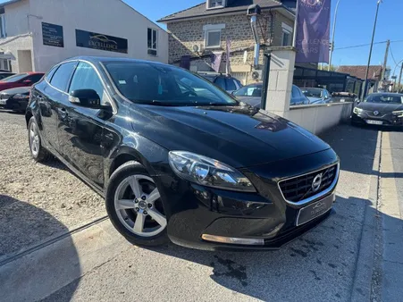 Volvo V40 CROSS COUNTRY D2 115CH START&STOP KINETIC POWERSHIFT