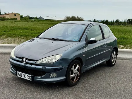 PEUGEOT 206 1.6 HDi