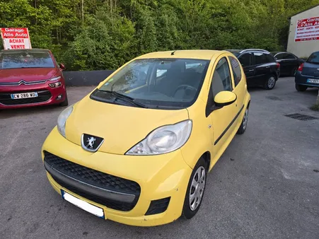 Peugeot 107 1,0 essence 4CV garantie 6 mois