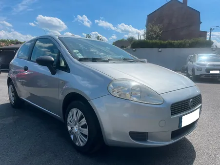 FIAT PUNTO 1.2i 65cv ACTIVE 2490 euros