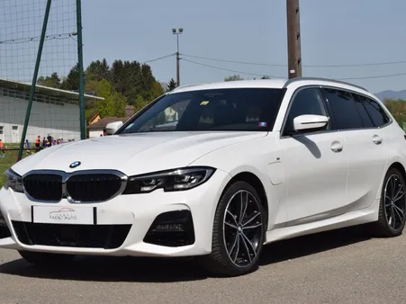BMW SERIE 3 TOURING G21 330e xDrive 292 ch BVA8 M Sport / Origine France