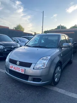 Suzuki Swift III 1.3 DDiS 69 ch Diesel Climatisation