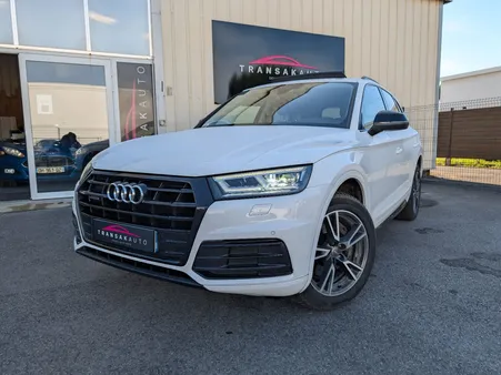 AUDI Q5 40 TDI 190 S tronic 7 Quattro Design Luxe / TOIT OUVRANT / ATTELAGE AMOVIBLE / CARPLAY