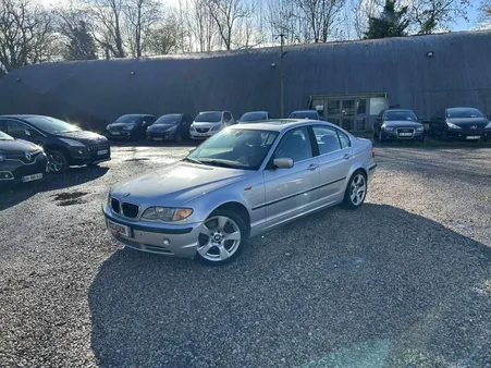 BMW Série 3 E46/4 330i A 231ch Année 2003