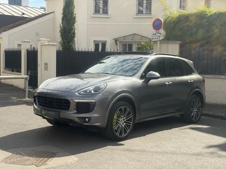 Porsche Cayenne S E-HYBRID phase 2 416 cv + pack chrono