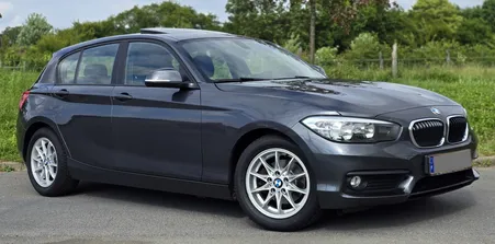 BMW 116d F20 LCi 116cv *1ère Main*Toit ouvrant*Régulateur*PDC*Bluetooth*Financement