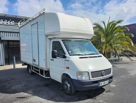 Volkswagen LT46 camion caisse hayon