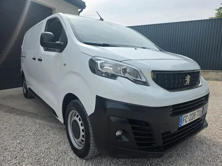 ✅peugeot expert ⏩️2.0 blue hdi 120 ch ⏩️3 places avec⏩️ attelage