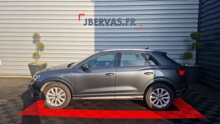 Audi Q3 45 TFSIE 245 CH S tronic 6 S line