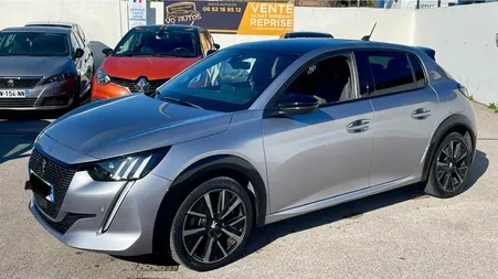 Peugeot 208 1.2 100 cv boîte auto EAT8 GT
