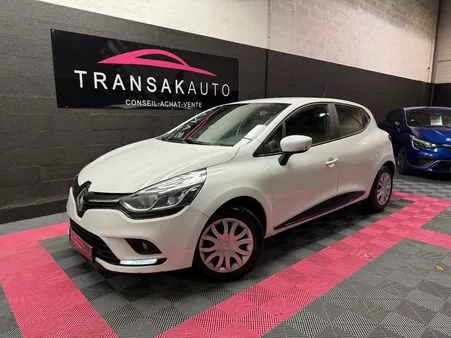 RENAULT CLIO IV SOCIETE CLIO DCI 75 ENERGY E6C AIR MEDIANAV / suivi Renault / 5375? HT