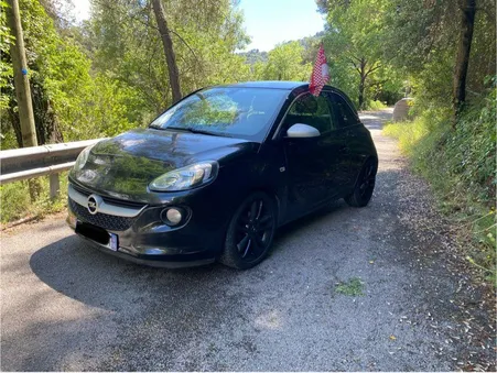 Opel adam