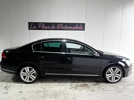 VOLKSWAGEN PASSAT 3.6 V6 FSI 300 4Motion Carat DSG6 CAMERA DE RECULE - SIEGE CHAUFFANT