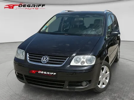VOLKSWAGEN TOURAN TDI 136 Carat 5pl