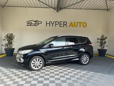 Ford Kuga VIGNALE 2.0 TDCI 180 SS 4X4 POWERSHIFT