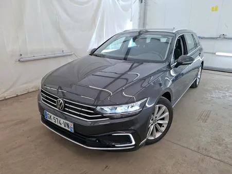 Volkswagen PASSAT SW TSI 218 CH HYBRIDE RECHARGEABLE GTE BUSINESS