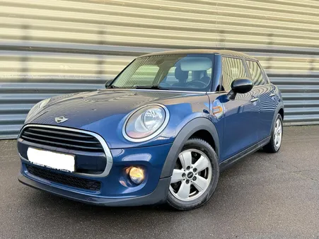 MINI Couper 5 PORTES COOPER D 116CH CHILI, (Berline)