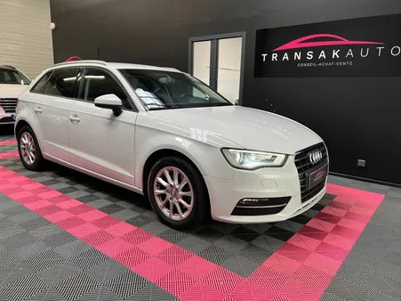AUDI A3 SPORTBACK 1.6 TDI 105 CV Ambition + COURROIE DE DISTRI NEUVE + RADARS DE RECUL + BLUETOOTH + ROUE DE SECOURS