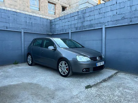 VOLKSWAGEN Golf 5 1.9 TDi 105ch GARANTIE