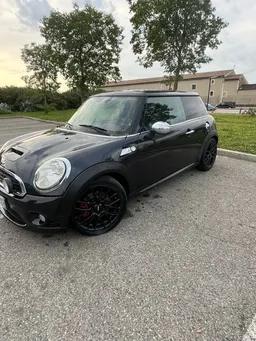 Mini cooper s 1.6 turbo – 192 ch – bva – moteur remplacé –