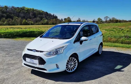 Ford B-Max 1.6 TDCI 95 cv / Vente à pro / Kit d’embrayage neuf / kit Distribution 2023 / Caméra et radar de recul – Climatisation – Régulateur – Toit panoramique
