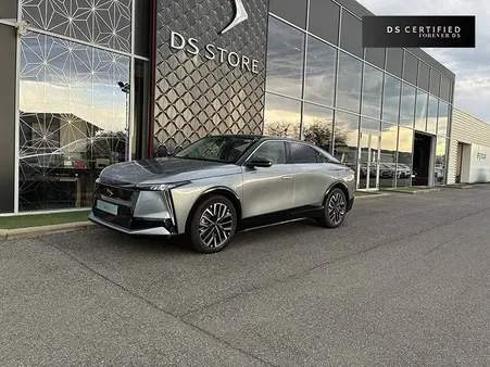 DS N°8 230 ch FWD Standard Range Pallas 5p