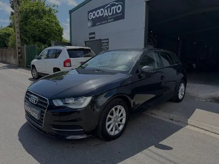 Audi a3 sportback / 1,6 tdi 105cv / gps / climatisation / radar recul / vitre électrique / très propre /