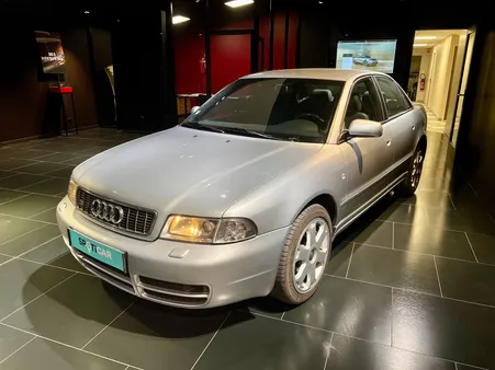 Audi s4 b5 bi-turbo quattro bvm6