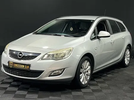 OPEL ASTRA 1.7 CDTI 110 cv 🟢 CARNET D’ENTRETIEN COMPLET DISPONIBLE 🟢 COURROIE DE DISTRIBUTION À JOUR 🟢