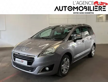 Peugeot 5008 1.6 hdi 115ch 7p - 1ere main