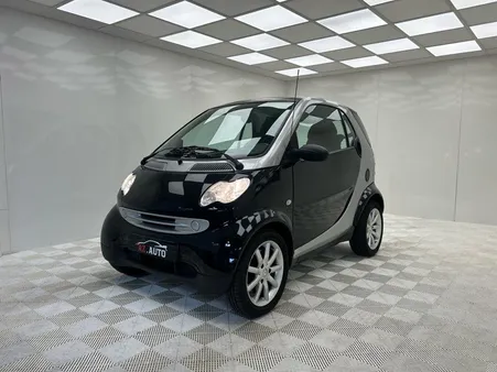 SMART FORTWO 0.7i 61cv LIVRAISON POSSIBLE / FAIBLE KM / ÉDITION PASSION