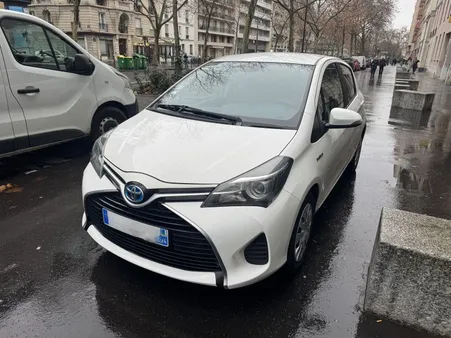 Toyota YARIS HSD 100H HYBRIDE ESSENCE CRIT'AIR 1 BVA