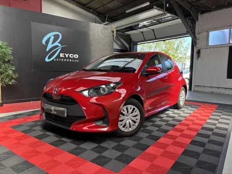 TOYOTA YARIS 1.5 VVT-i 120 CH DYNAMIC BUSINESS - GARANTIE 6 MOIS