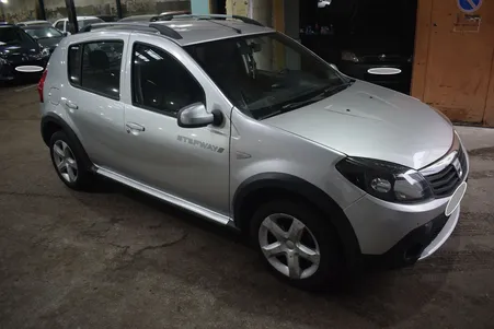 Dacia Sander Stepway 1.6i 90 cv