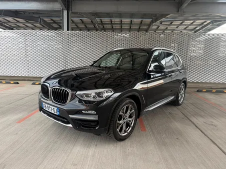 BMW X3 xDrive BVA 20D G01 190cv Luxury Toit Panoramique + Full led laser + Affichage Tête Haute Etc etc