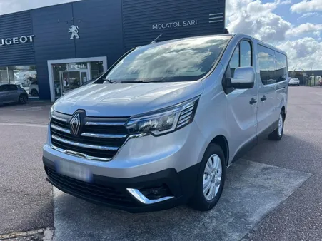 Renault Trafic III grand techno Blue dCi 150 - 24b 4 portes (mars 2025) (co2 184.0)