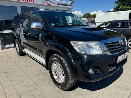 TOYOTA HILUX DOUBLE CABINE 3.0 D 171 ch 4X4 BVA - ATTELAGE - 183000 km