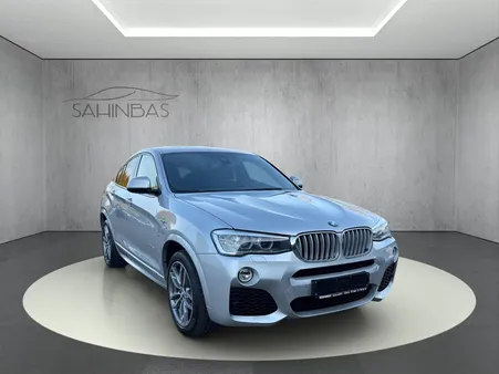 BMW X4 35dA xDrive 313ch M Sport - Affichage tête haute - Attelage - Historique d'entretien complet BMW