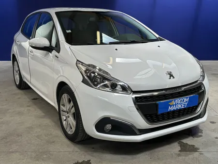 PEUGEOT 208 1.2 82ch SIGNATURE - 2019 - 62 000 km - CarPlay - Distribution effectuée