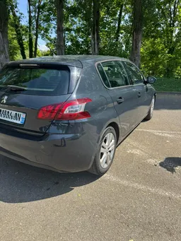 Peugeot 308 II 1.6 THP 125 CV – Essence