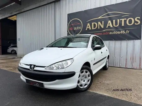 Peugeot 206 1.4 HDI 70 POP ART/5 portes KIT DISTRIBUTION OK