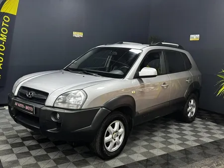 HYUNDAI TUCSON 2.0 CRDi - 112 4x4