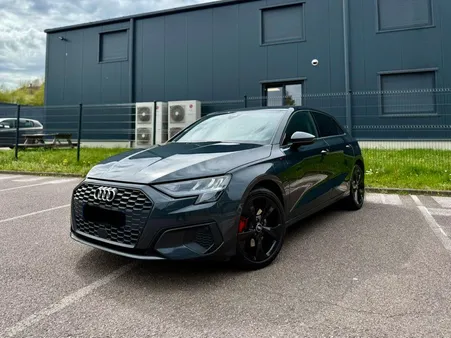 Audi A3 40 TFSie 204cv SportBack Stronic Sline B&o/AngleMort/Led/ParkAssist/18"/Keyless