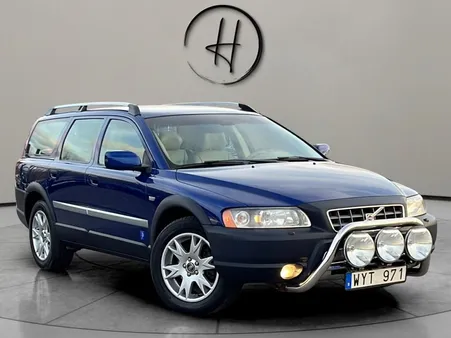 VOLVO XC70 2.4 T OCEAN RACE 210 ch AWD BVM - DISTRI NEUVE - CUIR - DVD - 259000 km