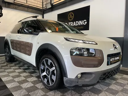 Citroen c4 cactus 110 shine distribution et embrayage neuf 124 000 km