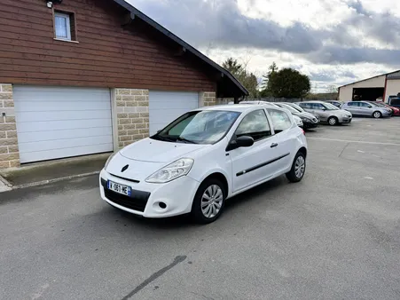 RENAULT Clio III 1.2 I 75 cv KIT DISTRIBUTION NEUF